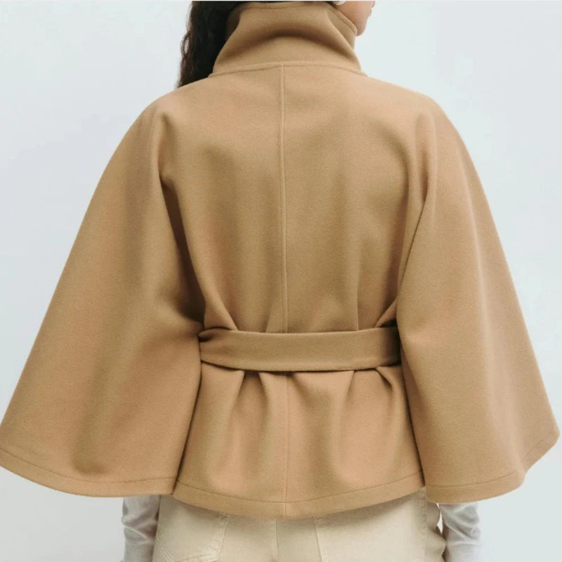 Cirelia Poncho